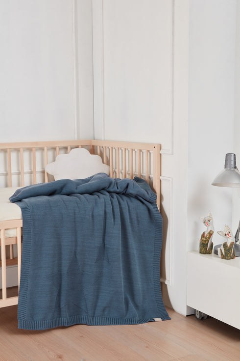 Knitted Baby Blanket with Big Star Navy