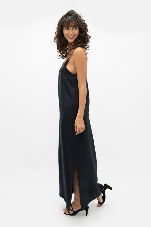 Calabar - Slip Dress - Black