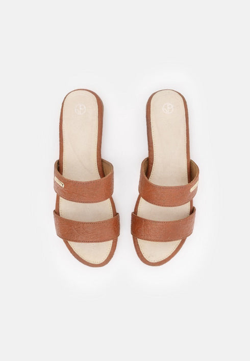 Capri - Sandals - Canela