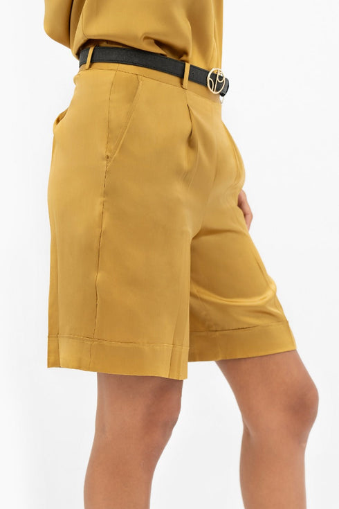 Manila - Tailored Shorts - Mimosa