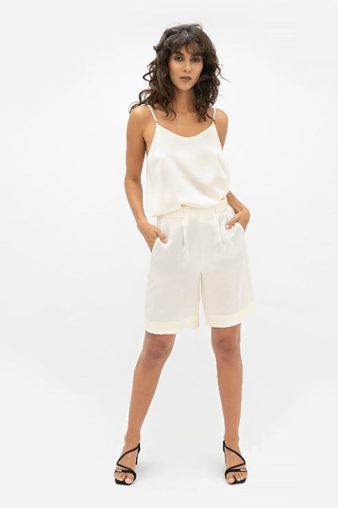 Manila - Tailored Shorts - Pearl